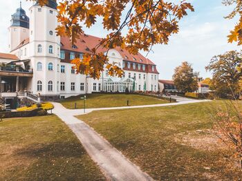 SCHLOSS-Fleesensee-herbst