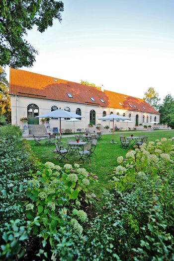 Kavaliershaus Aussen Portrait MSR24