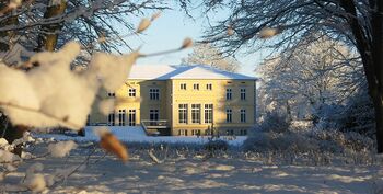 Gutshaus u. Kornspeicher Landsdorf 1