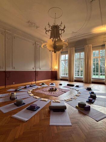 Gutshaus u. Kornspeicher Landsdorf 9