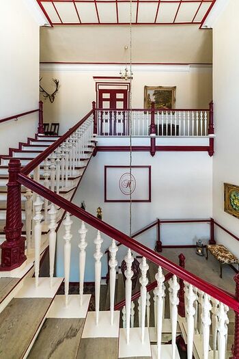 Treppenhaus-schloss-semlow