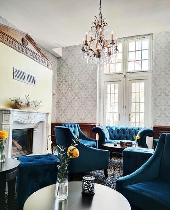 Kaminbar-schloss-klink