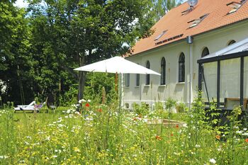 Blumenwiese Kavaliershaus amSee