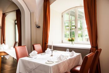 Schlossrestaurant- schlossgut gross schwansee-ostsee