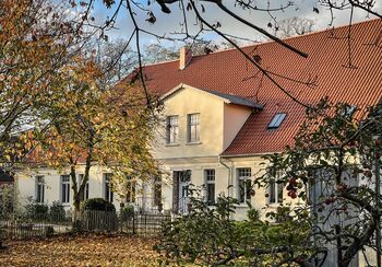 CF4460D6-2977-4E78-A41E-36EADB06CCA2