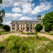 Sommer im-park-Schloss-kaarz