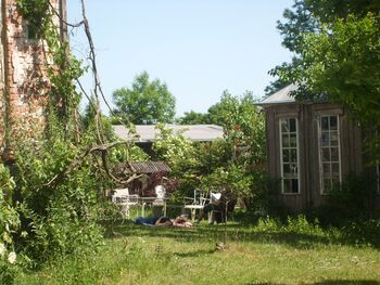 215735 108dgoka 2 9 Garten 2008