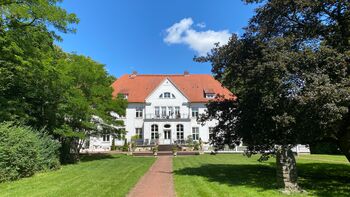 Gutshaus Badow@Jens Buhrmann