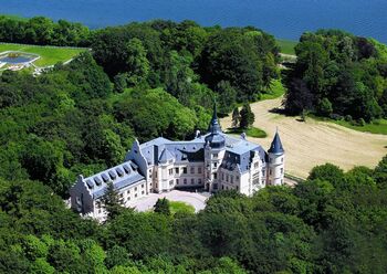 Luftaufnahme Schloss Ralswiek