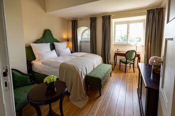 Hotel-Schloss neustrelitz