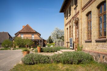 Gutshaus-lexow-seenplatte