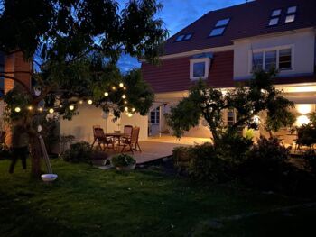 Beleuchtetes Kavaliershaus-Barth
