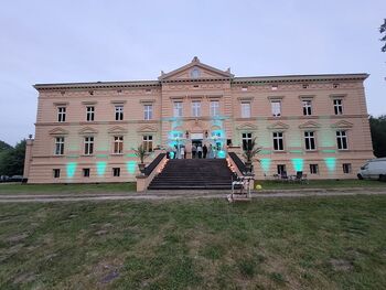Beleuchtet