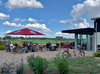 Dorfladen-Broock 02 Jan-Fischer Schloss-Broock