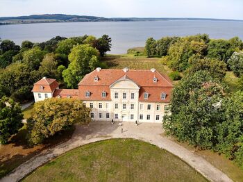 Luftbild-Schloss-Kummerow