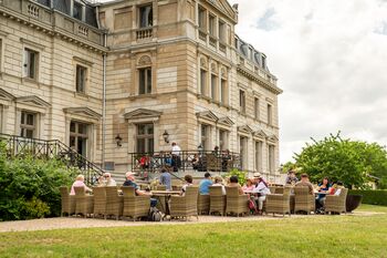 Terrasse-schloss-kaarz