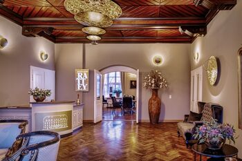 Eingangshalle rattey