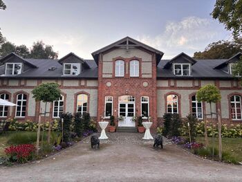 Gutshaus quer 2