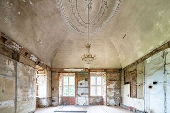 Saal Burg Kurzen Trechow gDOMUSImages