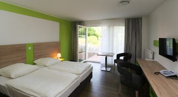 Gut Gremmelin-Hotel-am-see