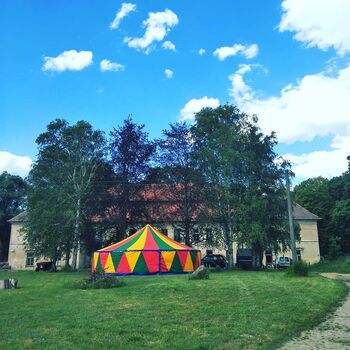 B658482D-7146-44EE-A38B-A7F8D6053C4D