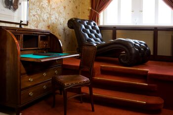 Schlosshotel-Wendorf Living-room Castle-Suite 4-1024x683