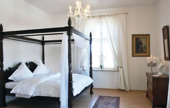 Dmk141 bed 03 1