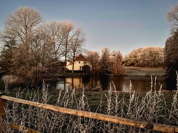 123542AF-5344-4F31-9D53-E112DC72437D