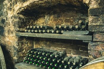 Weinkeller schloss rattey