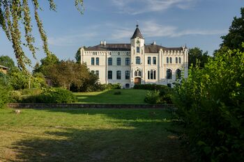 Viecheln Front gutshaus-mv