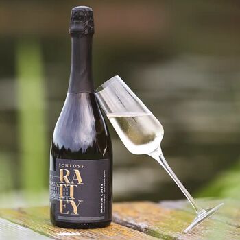 WEIN GRAND CUVEE Brut Sekt 01 Kopie