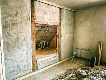 2D0A913E-81E5-4767-8C59-72C5B6FCE15D