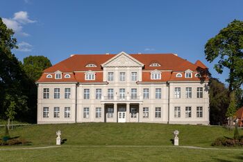 Schloss Hotel neustrelitz