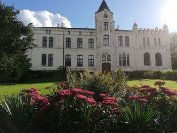 Herrenhaus-viecheln-sommer