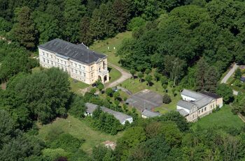 Schloss tressow mit marstall