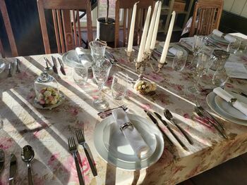36 Festsaal Tafeldinner Gedeck