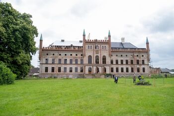 Schloss Brook©LarsSchoenherre